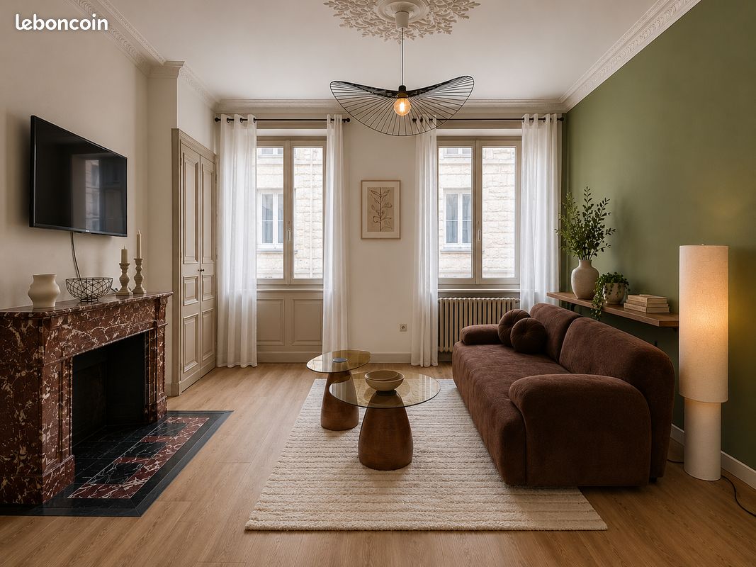 Appartement 3 pièces 71 m² · à Saint-Étienne · 71 m² · 930 €