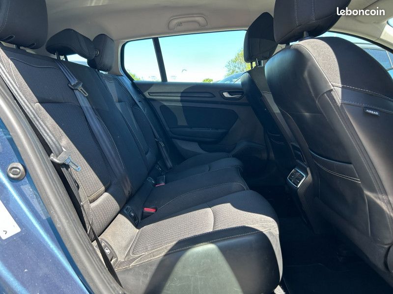 Renault MEGANE IV ESTATE 1.2 TCE 100CH ENERGY BUSINESS (image 9)