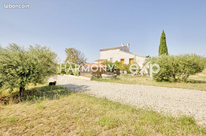 Propriété 5 pièces 150 m²