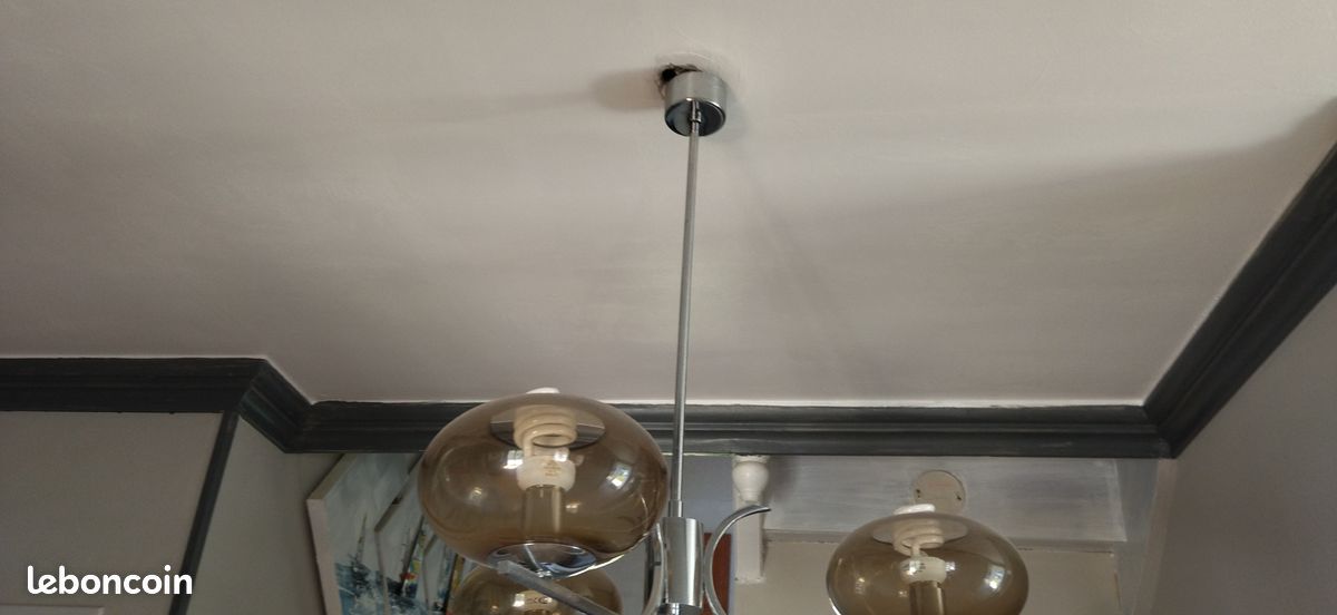 Lustre (image 1)