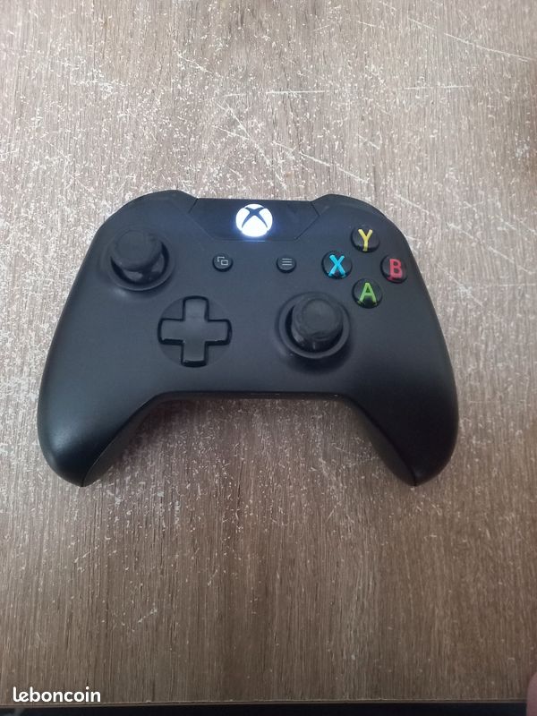 Manette xbox one officielle (image 1)