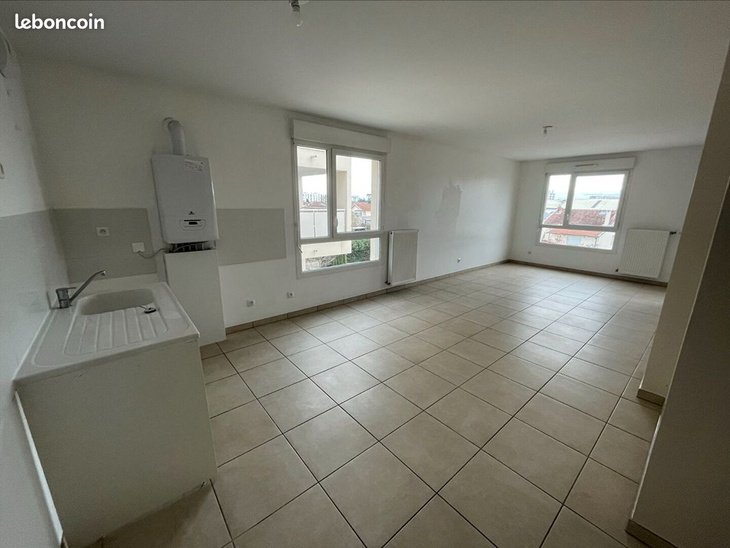 Appartement 3 pièces 72 m² · à Villeurbanne · 72 m² · 1 108 €/mois