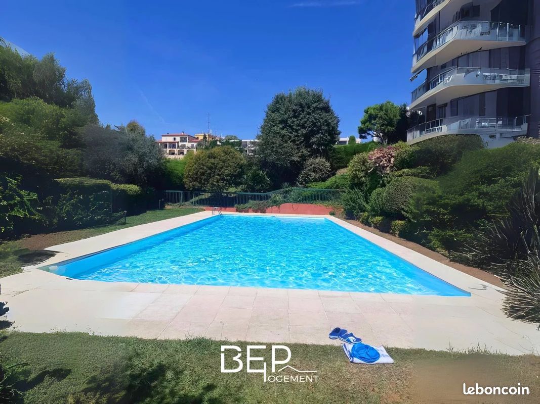 Appartement 1 pièce 31 m² · à Nice · 31 m² · 880 €