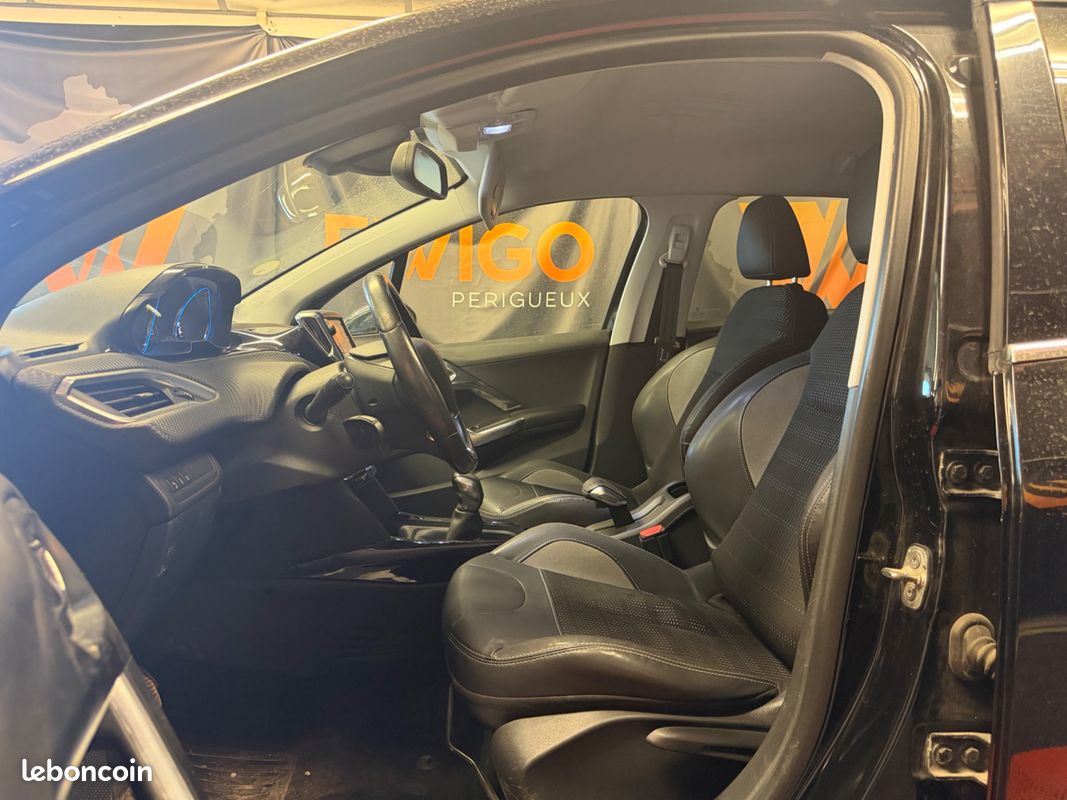 PEUGEOT 2008 GENERATION-I 1.6 100 CH ACTIVE / RADAR DE RECUl (image 9)