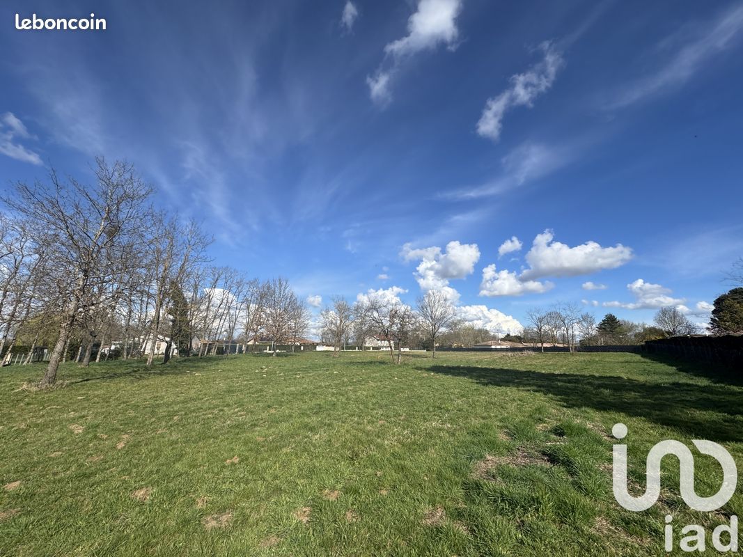 Terrain 1059 m² · à Bressols · 1 059 m² · 75 000 €
