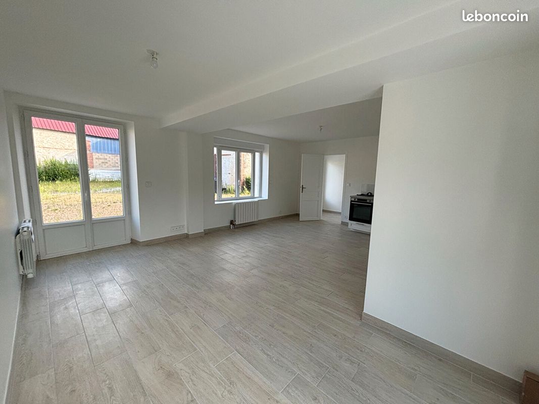 Maison 5 pièces 89 m² · à Senantes · 89 m² · 922 €