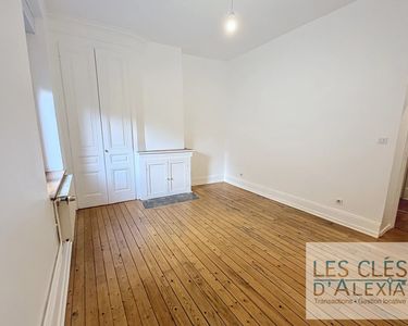 Appartement 376 686 € - 83 m²