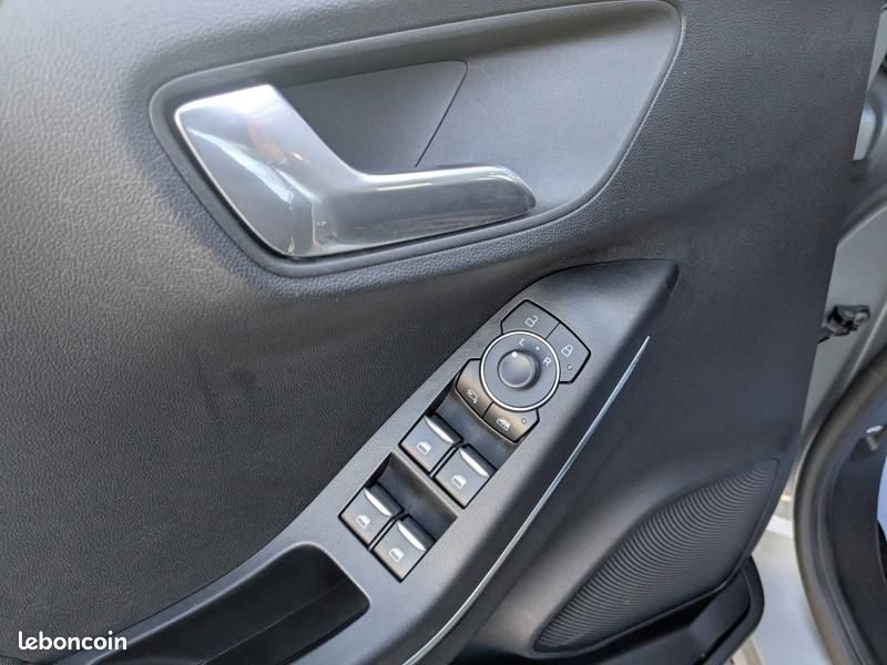 Ford Puma 1.0 EcoBoost 125ch S&S mHEV Titanium Powershift (image 8)
