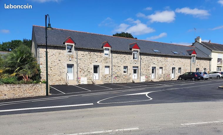 A louer tres beau t 3 entierement renove centre bourg noyal-pontivy