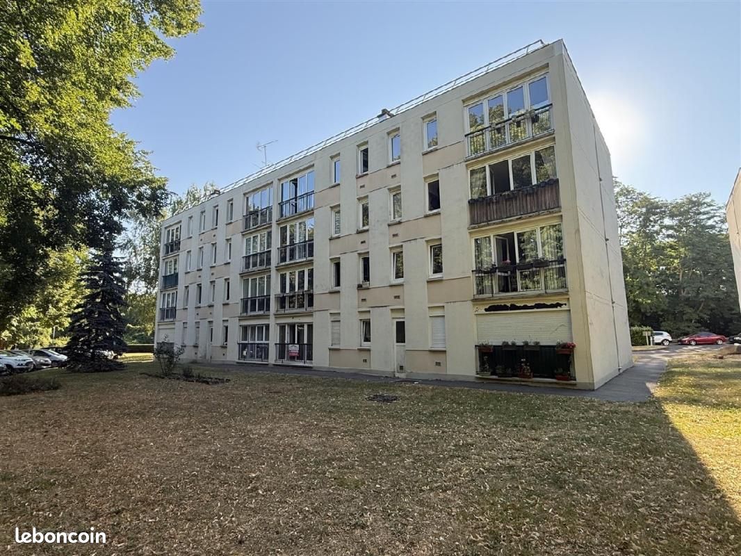 Appartement 3 pièces 63 m² · à Saint-Ouen-l'Aumône · 63 m² · 140 000 €