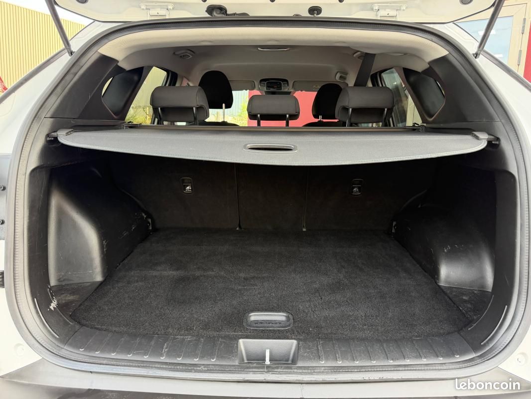 Hyundai Tucson III 1.6 CRDI 136ch Hybrid 48v Creative DCT7 (image 29)