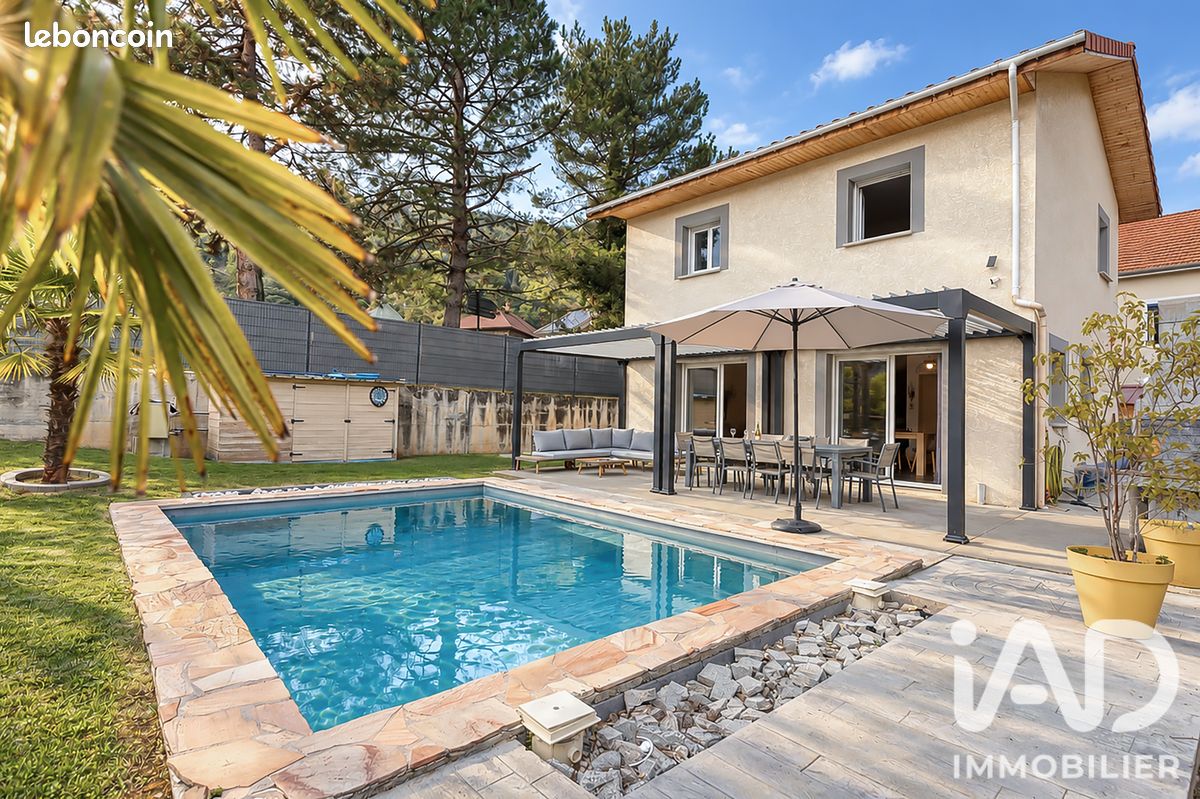 Maison 4 pièces 87 m² · à Allevard · 87 m² · 359 000 €
