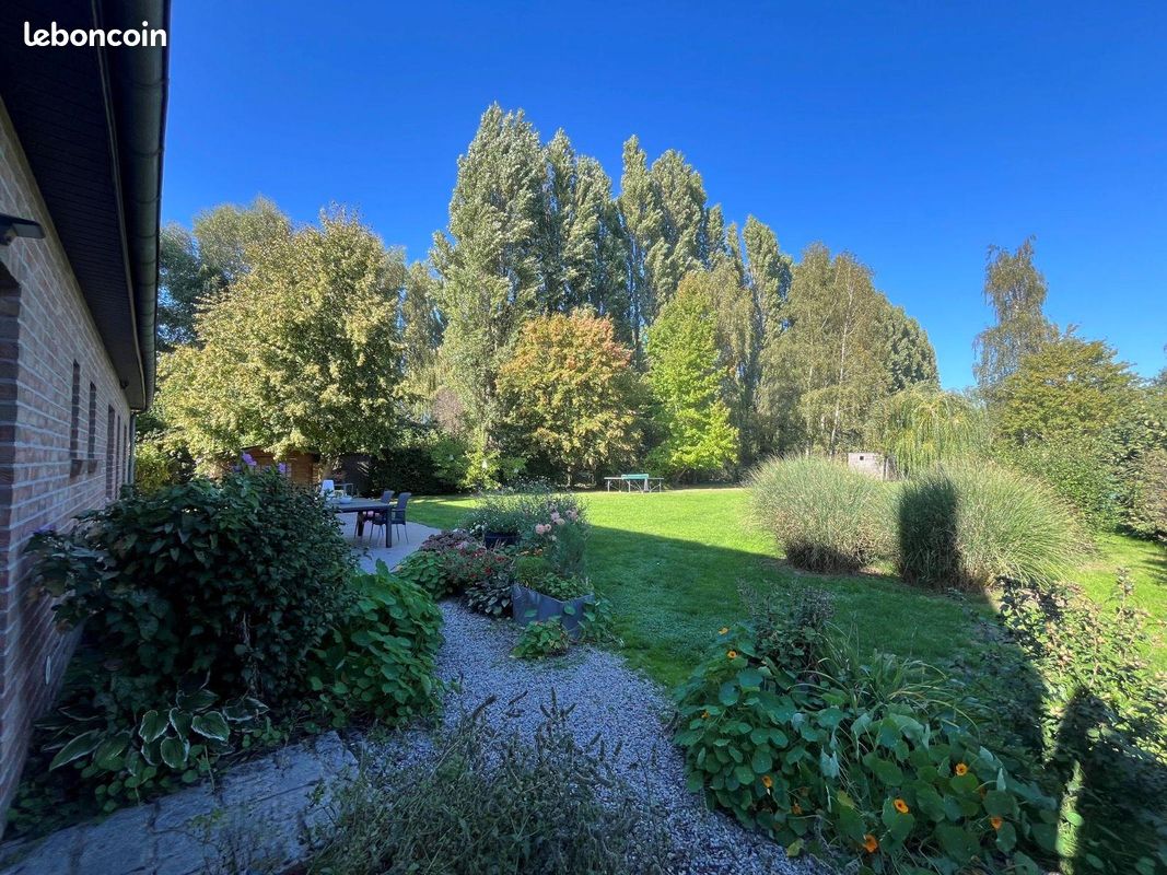 Maison 6 pièces 150 m² · à Steenvoorde · 150 m² · 364 000 €
