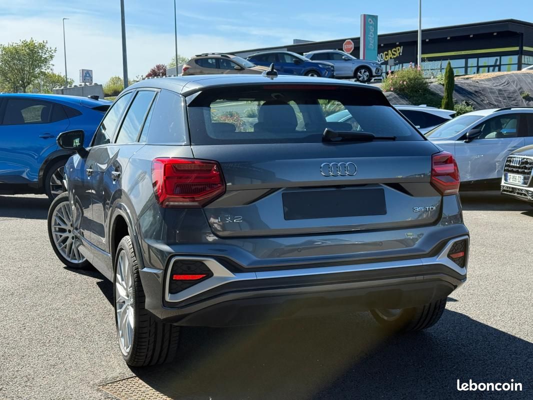 Audi Q2 35 TDI 150 S tronic 7 S-Line (image 2)