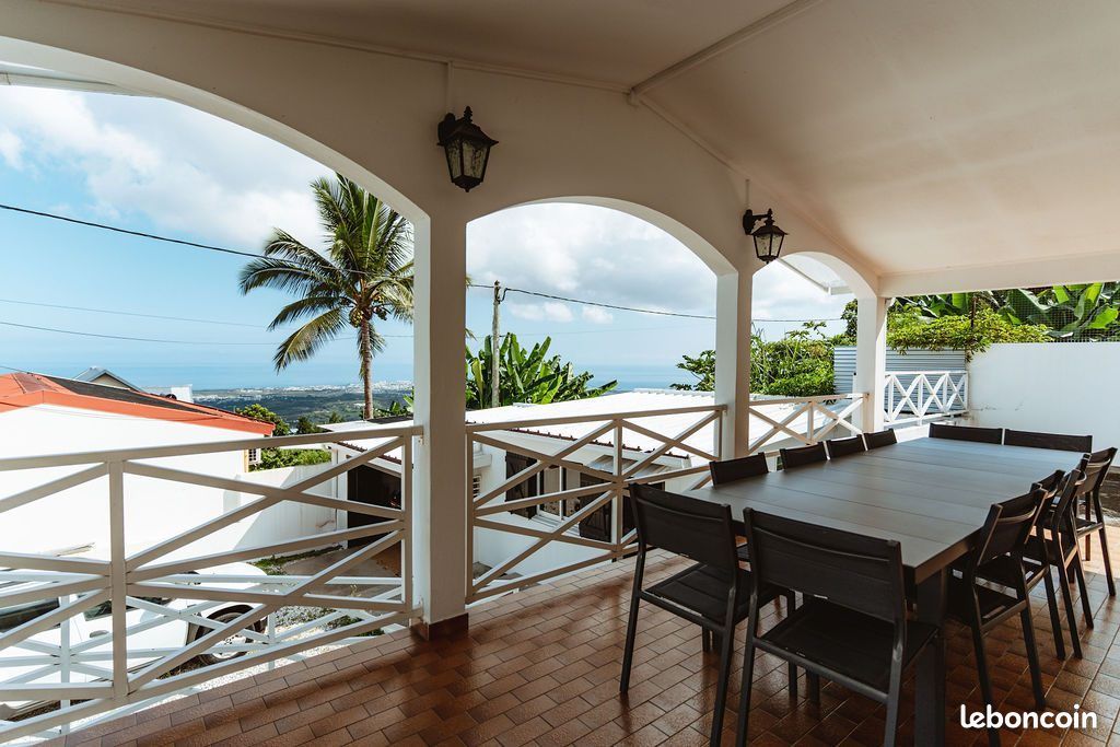 Maison 5 pièces 143 m² · à Saint-Paul · 143 m² · 440 000 €