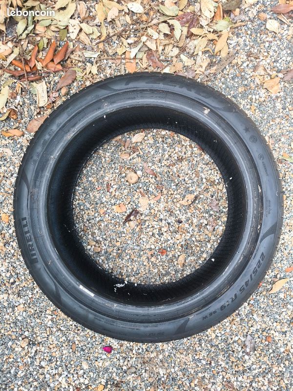 1 pneu 225/45x19 96w runflat Pirelli pzero (image 1)