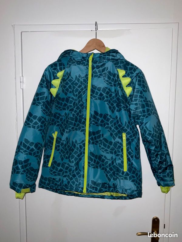 Blouson de ski avec capuche modèle dragon neuf en 11/12 ans (image 1)