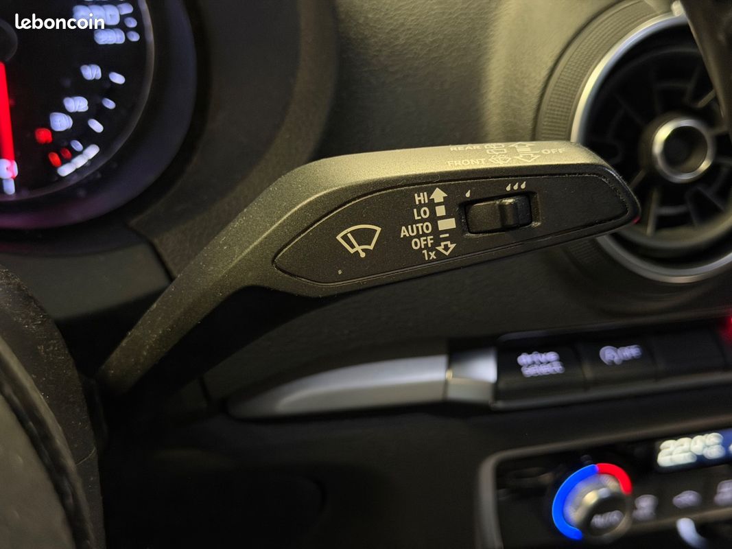 AUDI A3 SPORTBACK 1.4 TFSI 150 ULTRA S-LINE BVA / APPLE CARPLAY / KEYLESs (image 16)