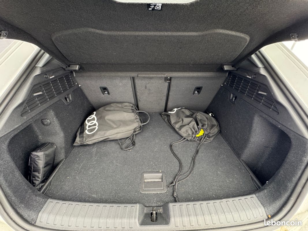 AUDI A3 Sportback 40 TFSI e Hybride rechargeable 204 S tronic 6 S line & 11800  d options (image 17)