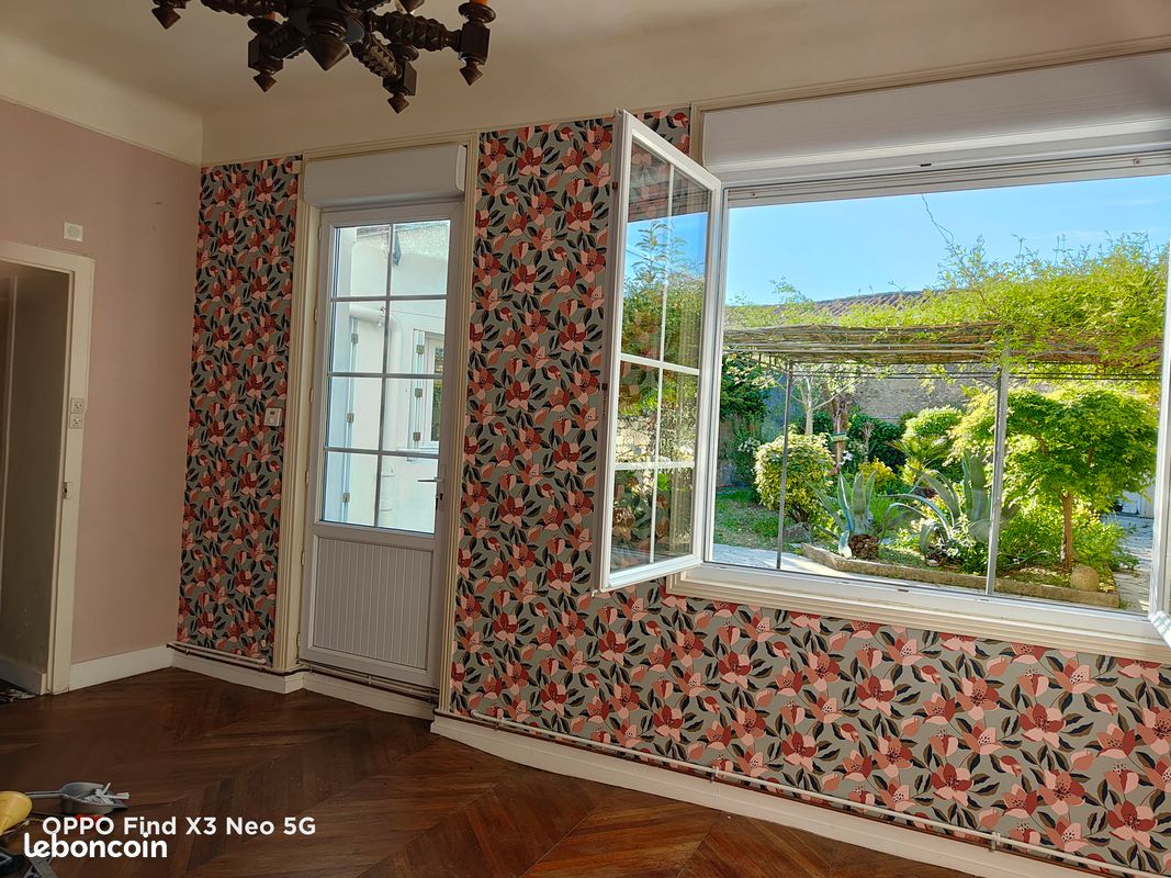 Maison 8 pièces 145 m² · à Saint-Hilaire-des-Loges · 145 m² · 840 €/mois