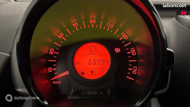 Citroen C1 VTi 72 S&S Feel 3p E6.d (image 10)