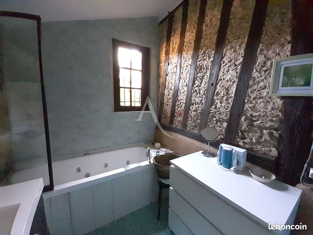 Propriété 8 pièces 163 m² (image 12)