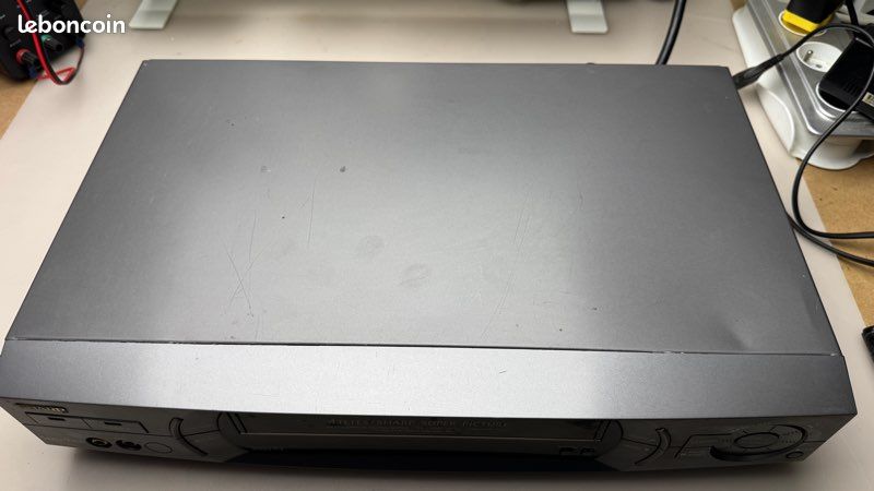 Sharp de FH 3 VC 4 agnétoscope VHS Sharp de FH 3 VC 4 agnétoscope VHS