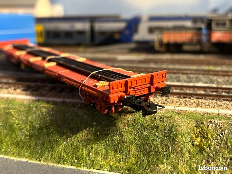 Wagon Plat à Bogies VB HO (1/87) Avec Chargement De Fûts - 3 Rails - Métal - Occasion
