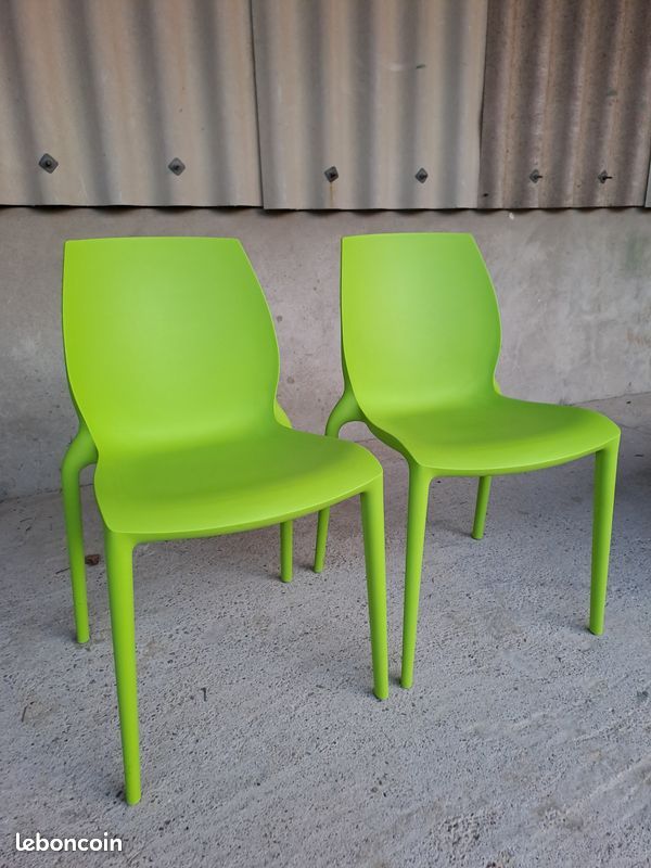 Lot de 2 chaises design polycarbonate vert acidulé HIDRA BONTEMPI CASA (image 1)
