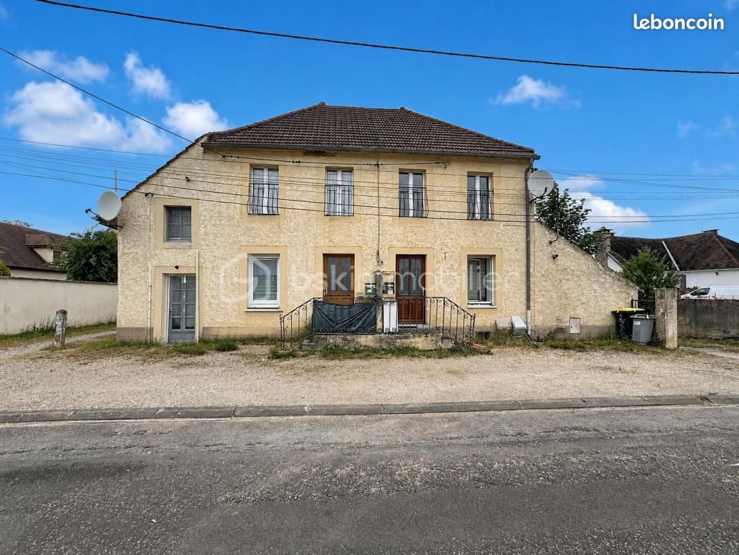 Immeuble 10 pièces 160 m² · à Losne · 160 m² · 190 000 €