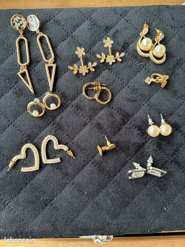 Lot bijoux (image 1)