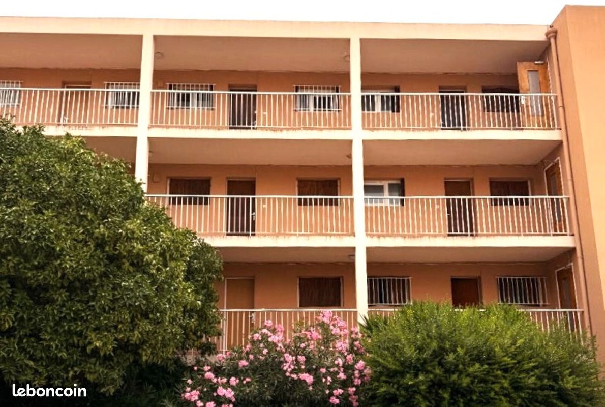 Appartement 1 pièce 30 m² · à Hyères · 30 m² · 99 000 €