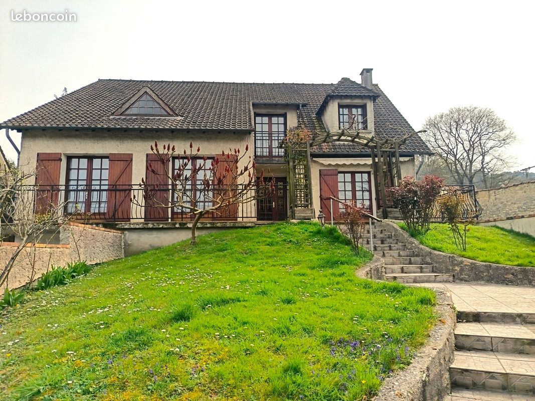 Maison 7 pièces 200 m² · à Baulne · 200 m² · 450 000 €