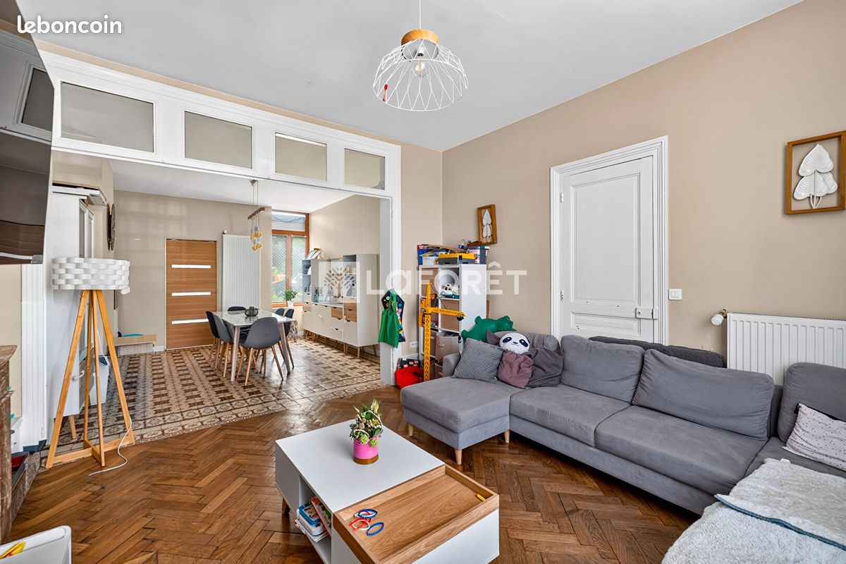 Maison 6 pièces 170 m² · à Noyelles-Godault · 170 m² · 299 990 €