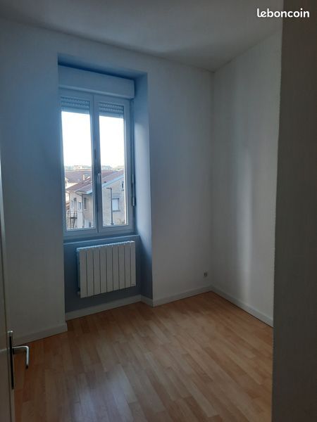 Appartement a louer oyonnax - 4 pièce(s) - 58 m2 - Surfyn