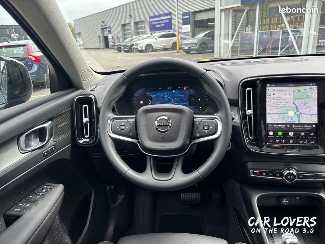 VOLVO XC40 B3 163 ch DCT7 Lounge Edition (image 10)