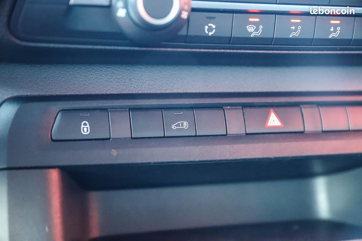 CITROEN JUMPY M 2.0 BlueHDi 180 EAT8 III FOURGON Driver CAMERA GPS (image 24)