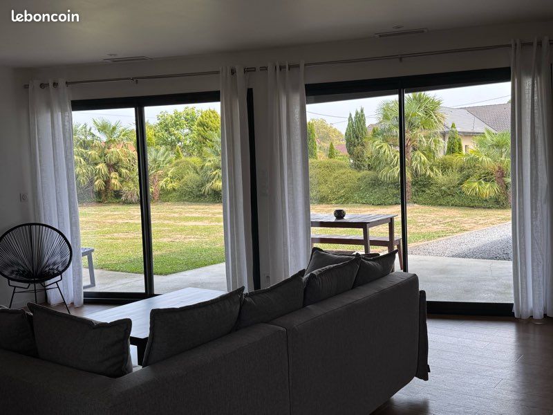 Maison 4 pièces 125 m² · à Buros · 125 m² · 1 550 €/mois