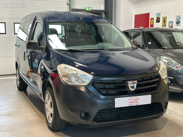 Dacia dokker 1.6 sce 100cv silver line attelage (image 1)