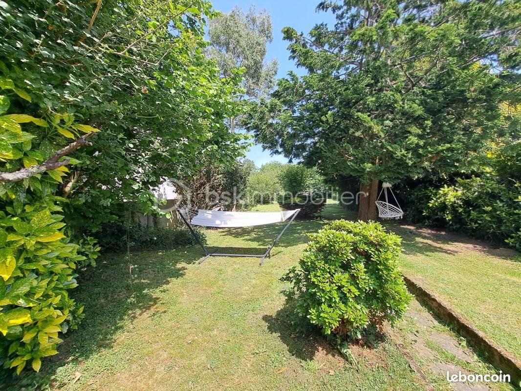 Maison 8 pièces 175 m² · à Collorec · 175 m² · 148 400 €
