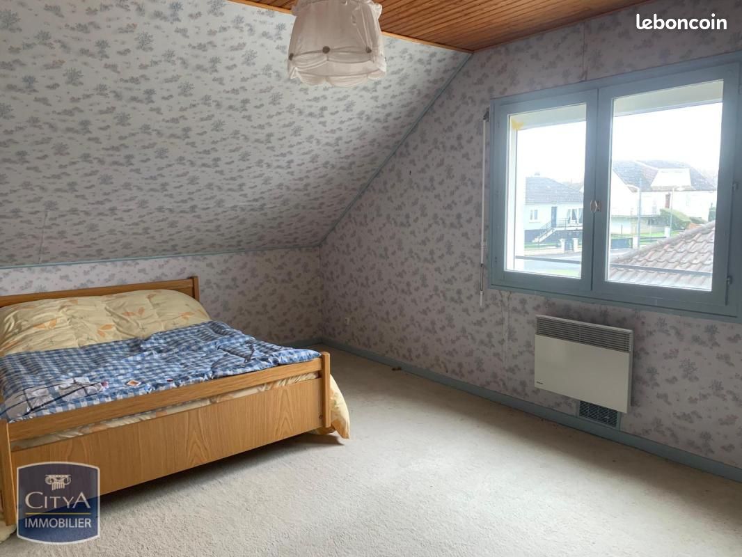 Maison 6 pièces 124 m² · à Montmirail · 124 m² · 980 €