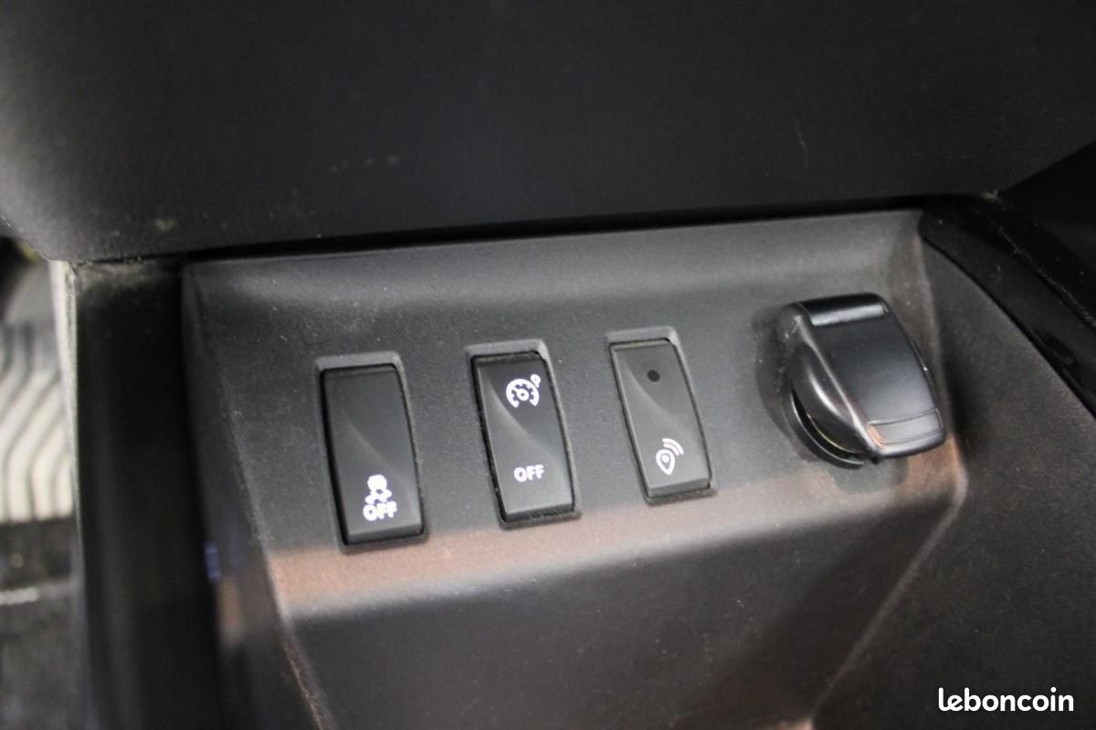 Dacia Spring Expression (image 11)