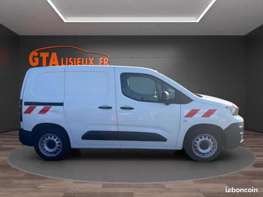 Peugeot Partner FOURGON STANDARD 650 KG BLUEHDI 130 S&S BVM6 ASPHALT (image 6)