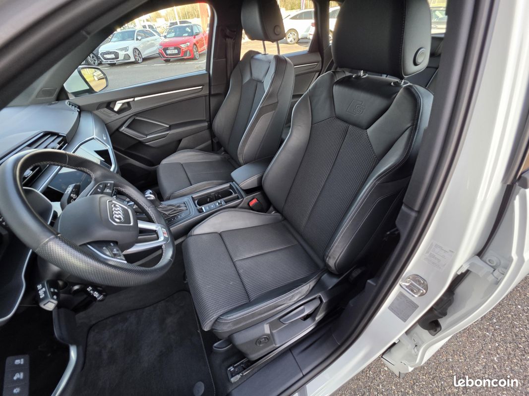 AUDI Q3 35 TDI 150 ch S tronic 7 S line (image 22)