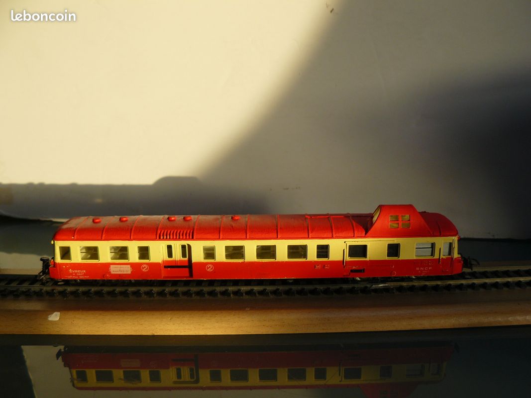 Train Échelle HO Jouef - Autorail Le Picasso SNCF Avec Remorque - Échelle 1/87 - Occasion