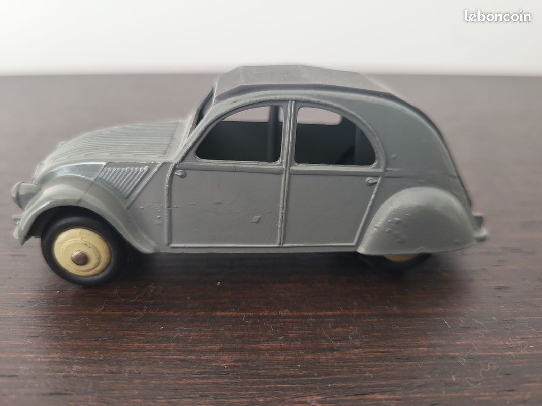 Dinky Toys France Citroën 2cv 3 feux