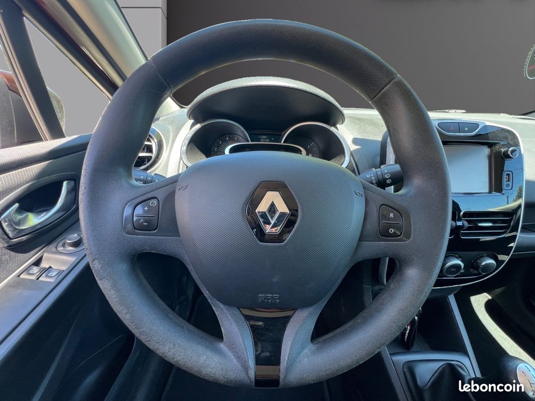 RENAULT CLIO IV dCi 90 Energy eco2 Zen 82g (image 14)