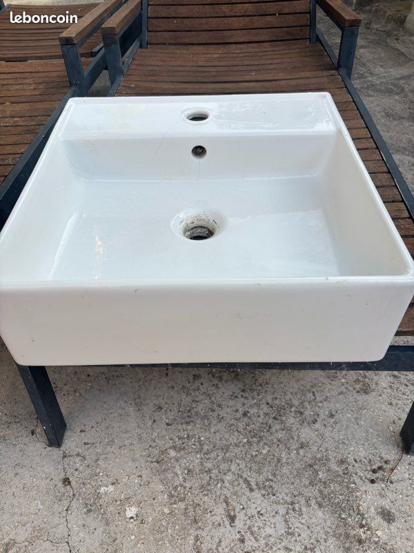 Lavabo (image 1)