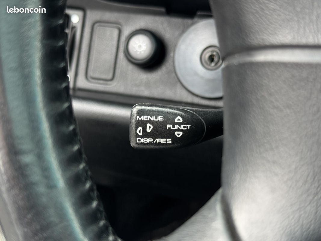 PORSCHE 911 Targa 3.6i - BVA Tiptronic TYPE 993 TARGA (image 30)