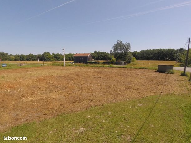 Terrain 2 000 m² Cauvignac
